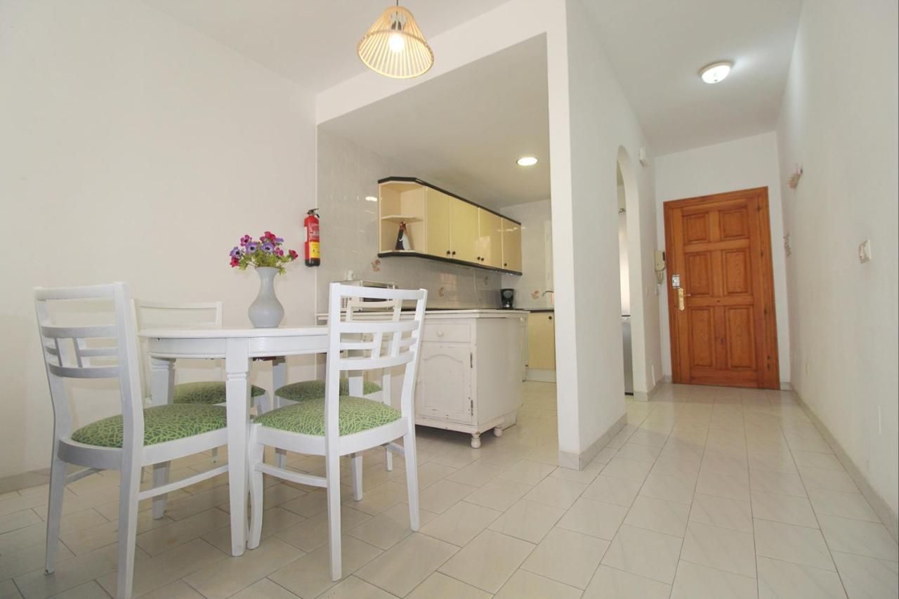 Carihuela Beach Apartment, 2Nd Line Torremolinos Exterior foto